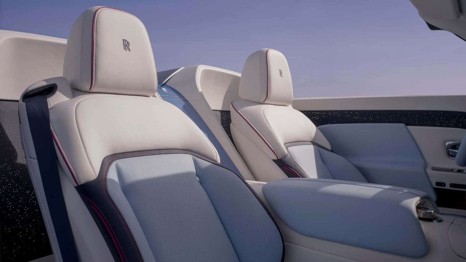 Αυτή η Rolls-Royce έχει τιμή από 8 εκατ. ευρώ αλλά μόνο στα... χαρτιά